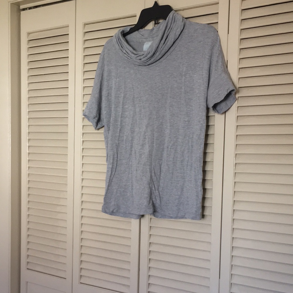 Grey athleisure shirt